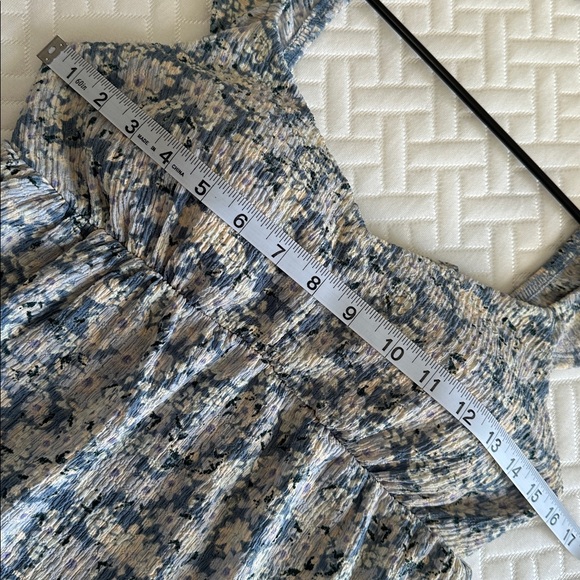 Eyeshadow Blue and Cream Patterned Mini Dress Size Medium - Picture 12 of 13